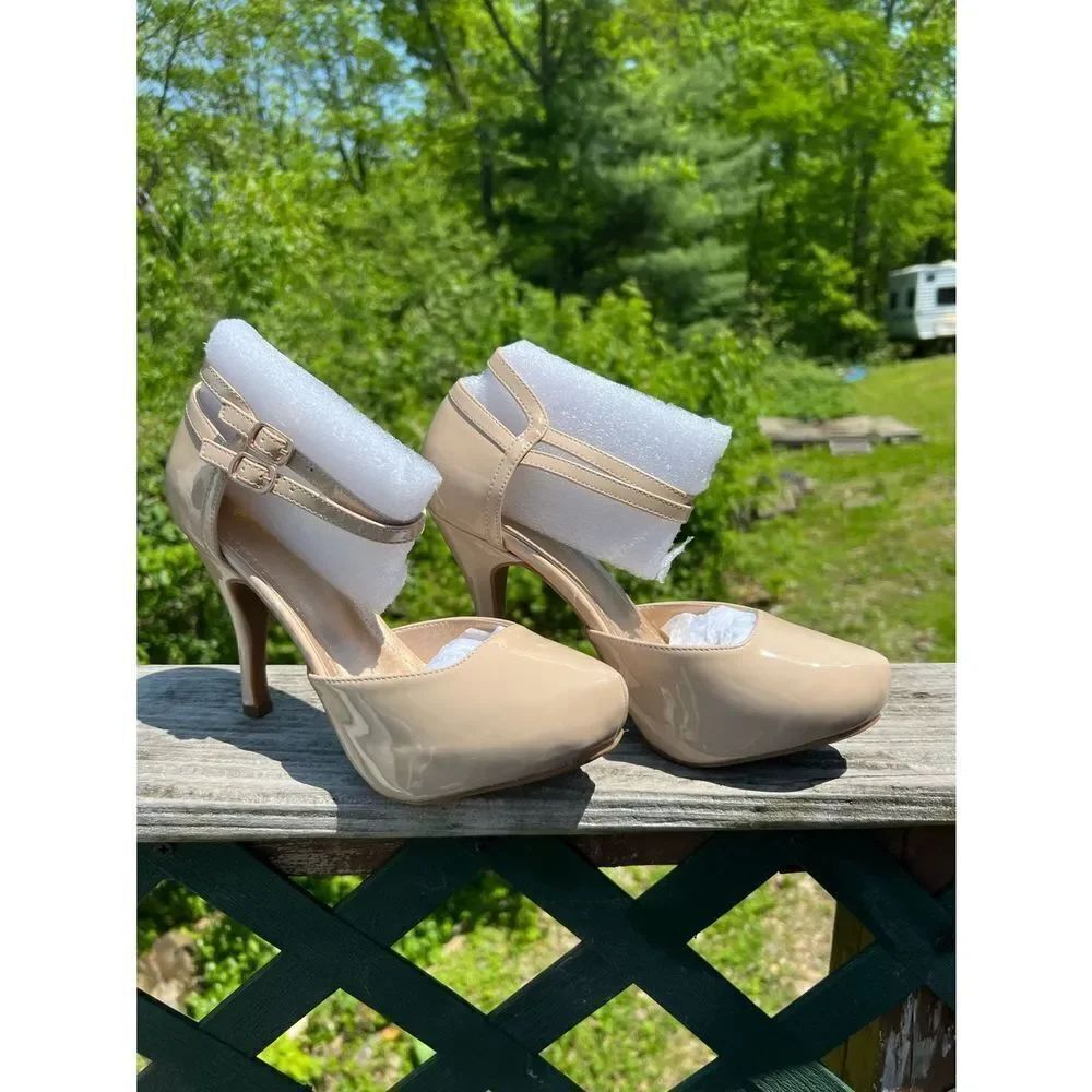 Dream Pairs Office-02 Mary Jane Double Ankle Strap Heels Sz 9.5 Nude/Pat NIB